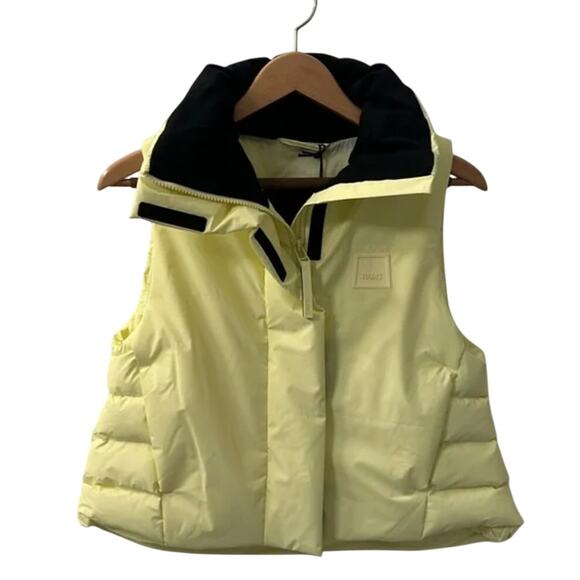 NWT RAINS Women's Loop W Vest Puffer in the color Straw Sz L - Picture 6 of 12